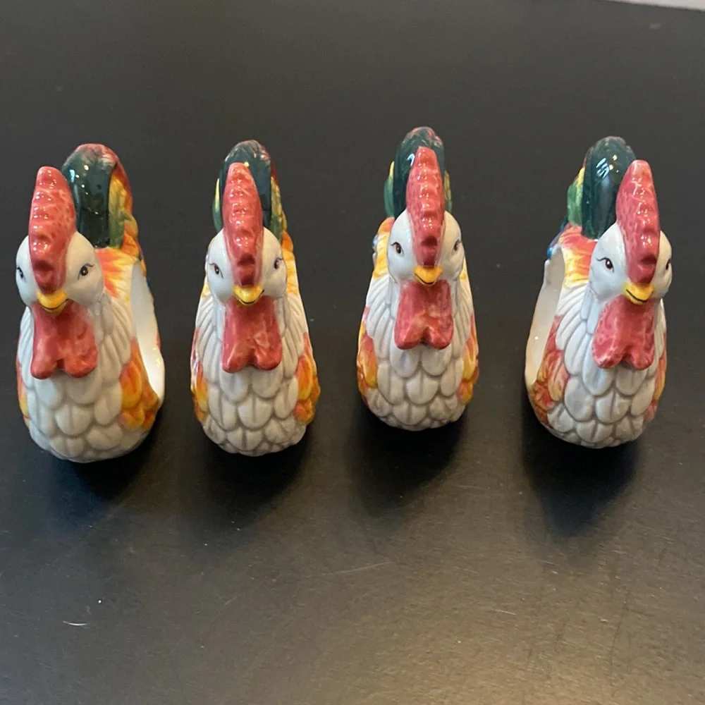 VTG ceramic/ porcelain set of 4 Rooster napkin holder rings